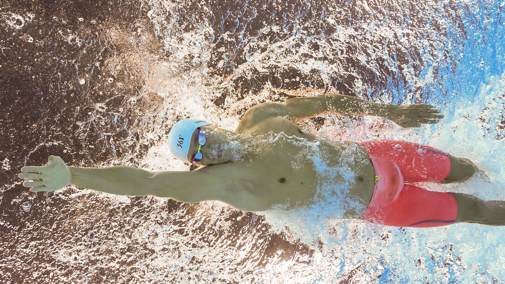 QQ飞车“极速之巅”年度总决战即将点燃全场，qq飞车极速之巅在哪