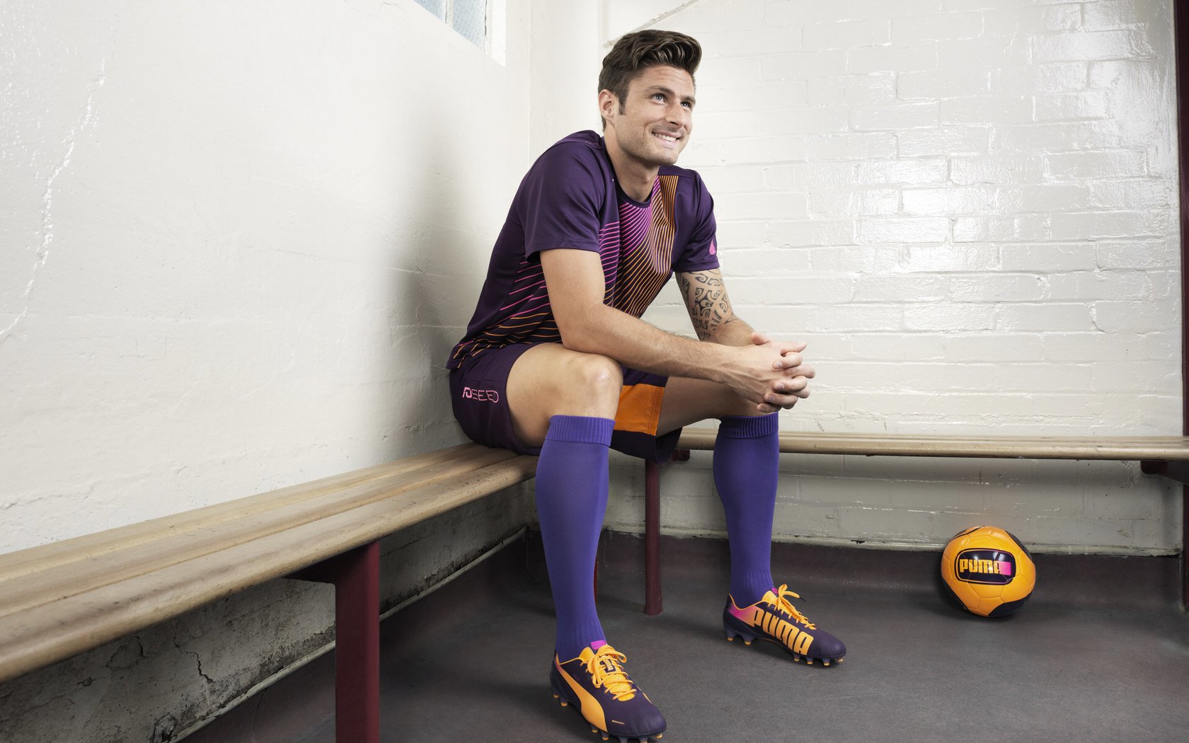 唐卡斯特防线密集，贝尔维球场争取连胜，唐斯贝克